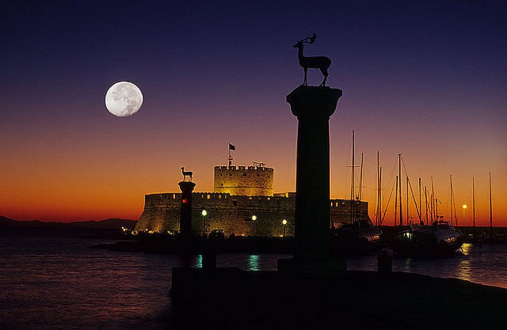 Muses-Old Town Appartement Rhodes City Buitenkant foto