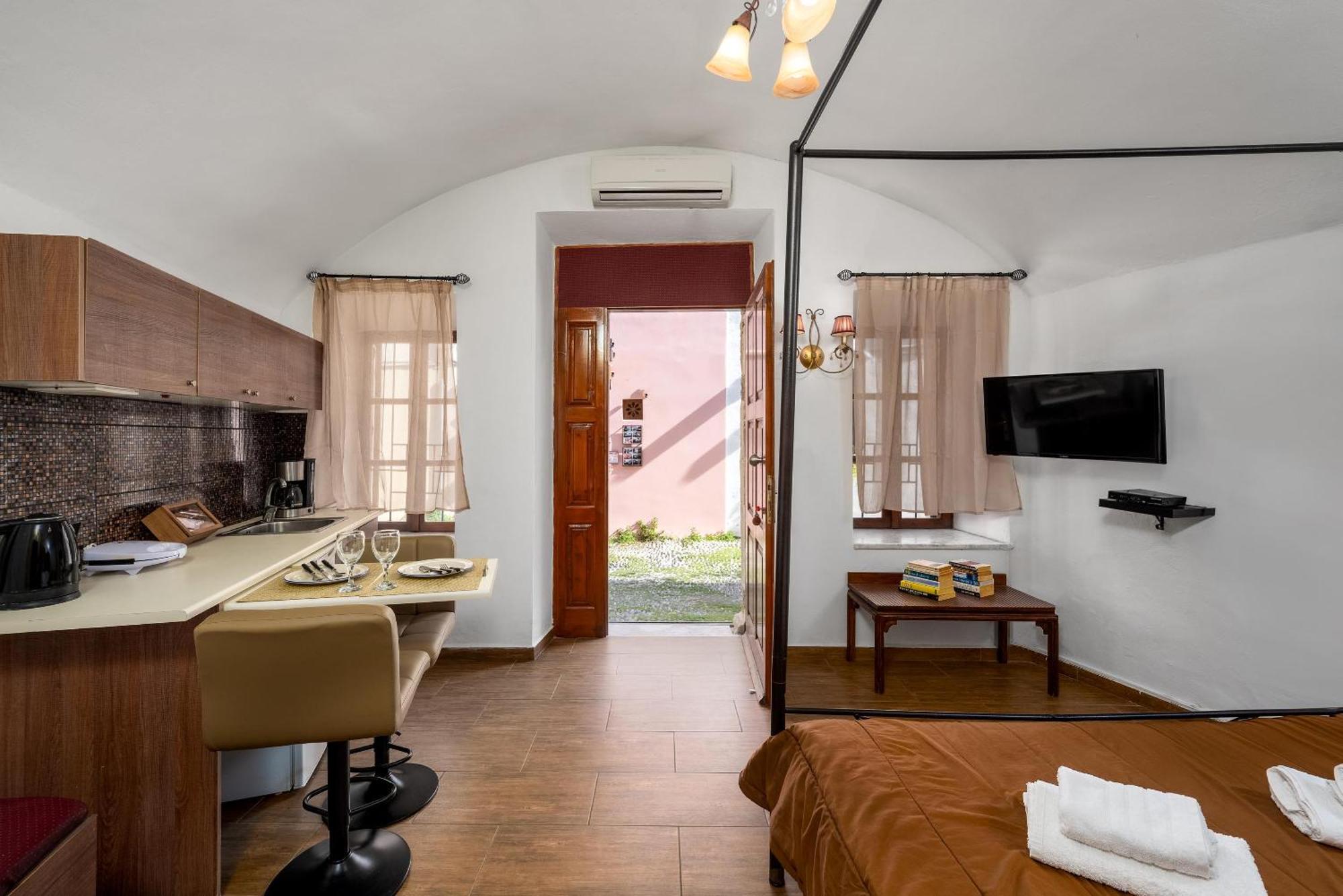Muses-Old Town Appartement Rhodes City Buitenkant foto